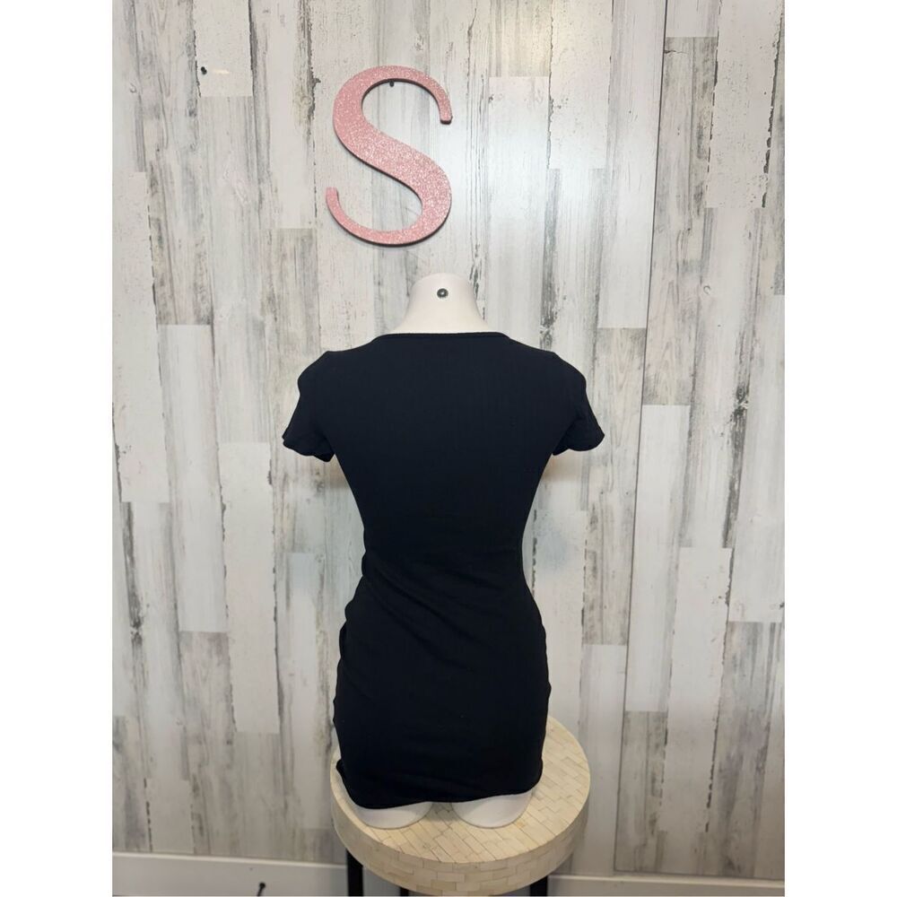 Mini black dress size small - Picture 3 of 6